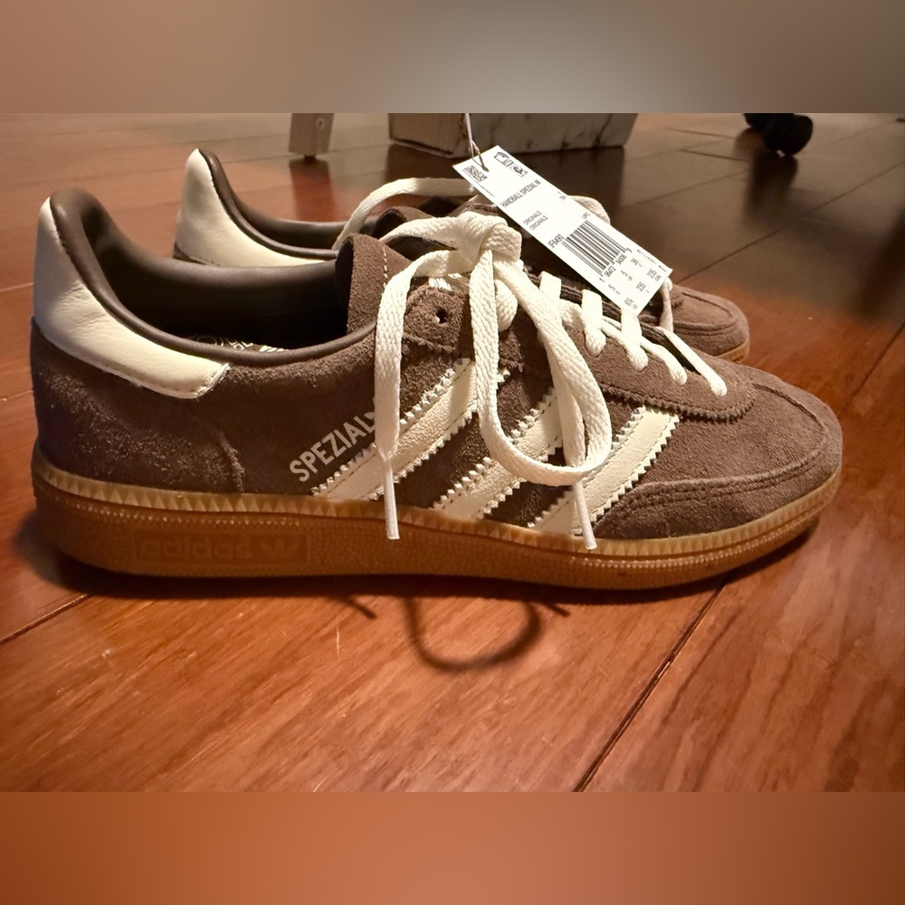 NWT adidas handball spezial earth strata gum